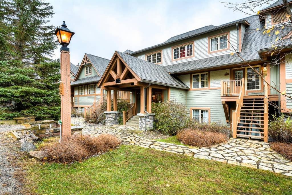 Les Falaises Tremblant - Ski Inout Condo W2Bdrs Mont-Tremblant Kültér fotó